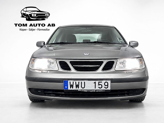 Saab 9-5 2 of 18