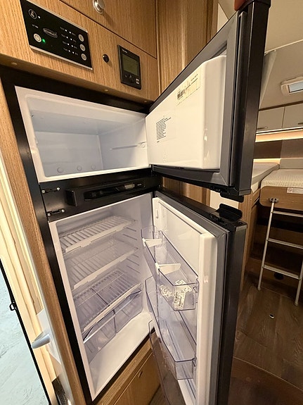 Carado I 447 Edition AC bodel | 5 bältade platser | Golvvärme | Sv-såld 12 of 18