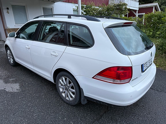 Volkswagen Golf V 4 of 9