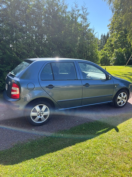 Skoda Fabia 3 of 5