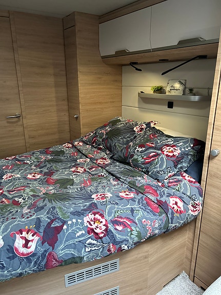 Knaus 650 PXB 6 of 9