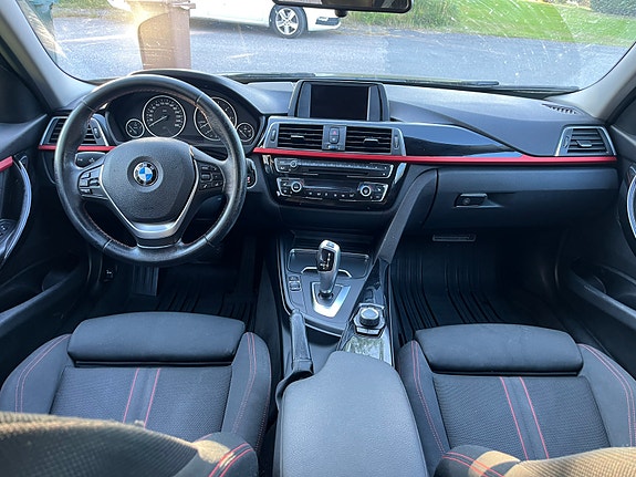 BMW 318d 4 of 7