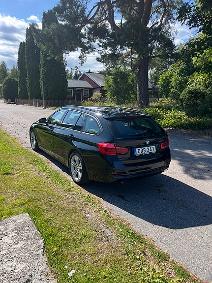 BMW 318d 3 of 7