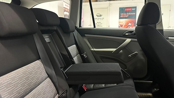 Skoda Octavia 11 of 17