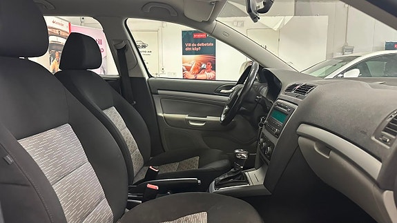 Skoda Octavia 12 of 17
