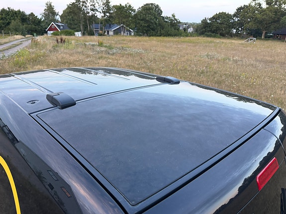 Volkswagen Caddy 2 of 6
