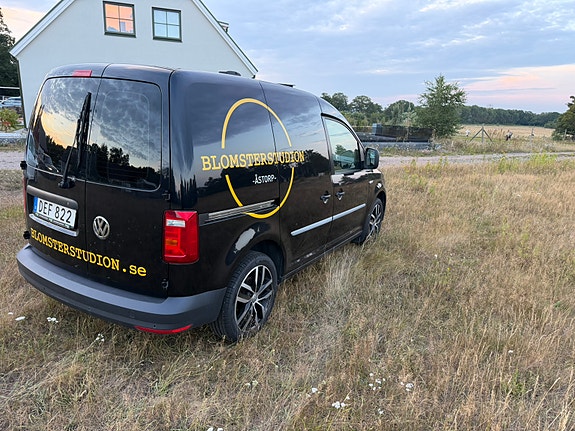 Volkswagen Caddy 4 of 6