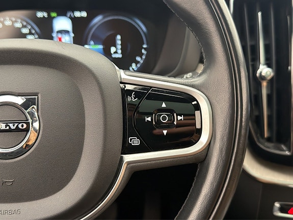 Volvo XC60 19 of 30