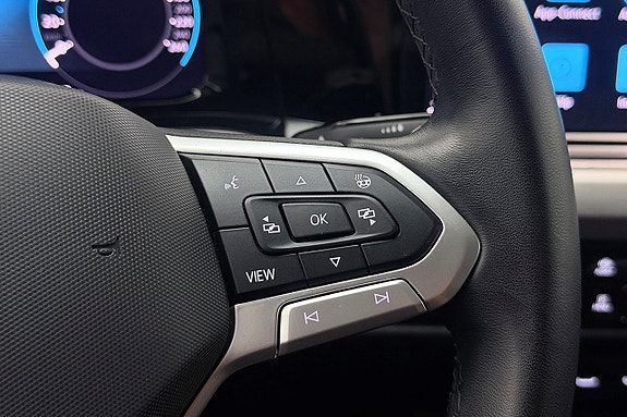Volkswagen Golf I 21 of 30
