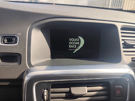Volvo V60 13 of 15