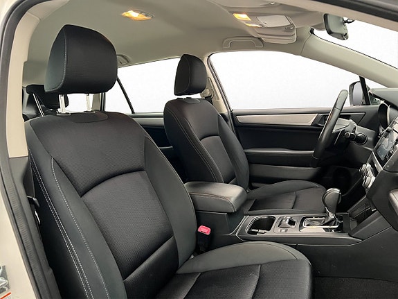 Subaru Outback 15 of 30