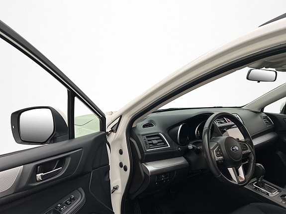 Subaru Outback 12 of 30