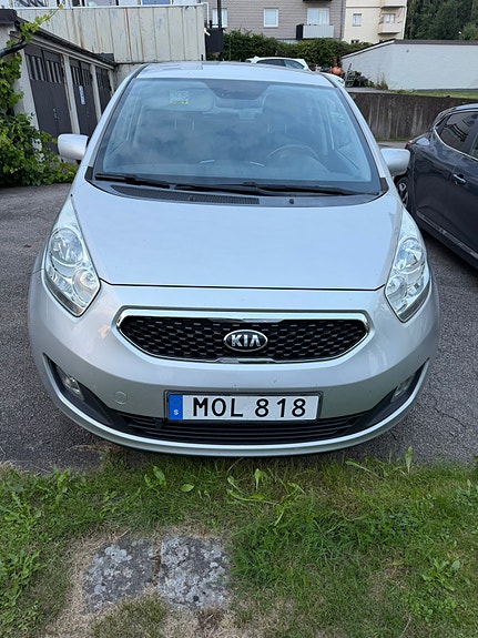 Kia Venga 2 of 7