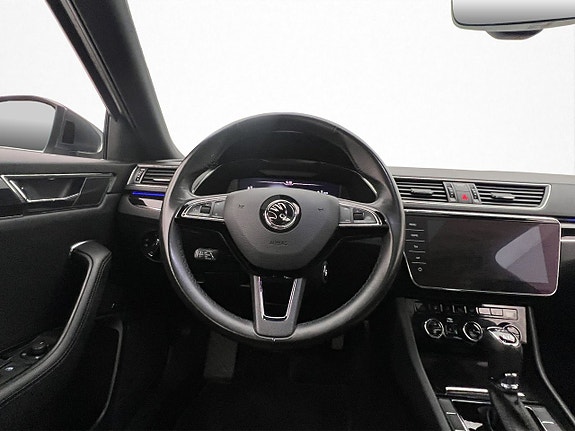 Skoda Superb 13 of 30