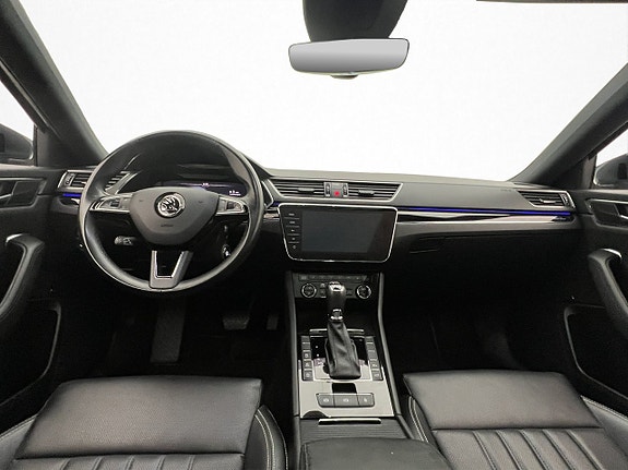 Skoda Superb 12 of 30