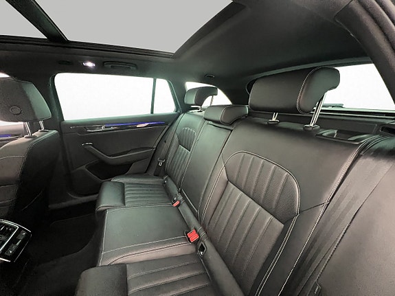 Skoda Superb 15 of 30