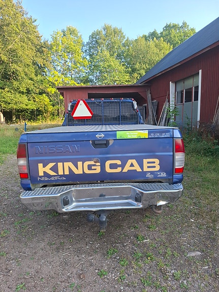 Nissan NP300 5 of 10