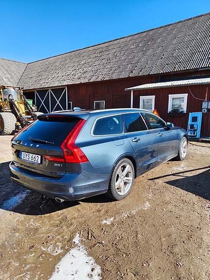 Volvo V90 3 of 10