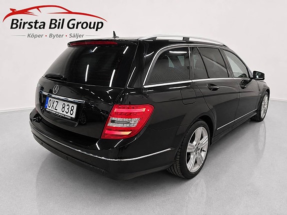 Mercedes-Benz C200 3 of 27