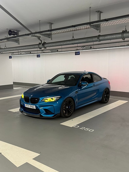BMW M2 2 of 9