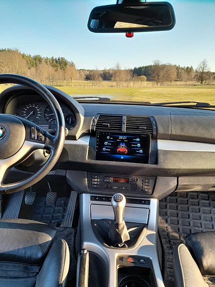 BMW X5 5 of 6