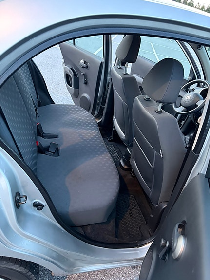 Nissan Micra 29 of 30