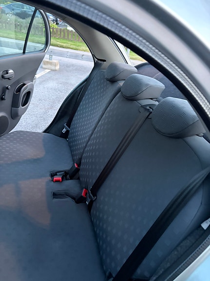 Nissan Micra 26 of 30