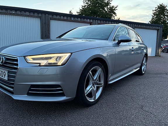 Audi A4 4 of 9