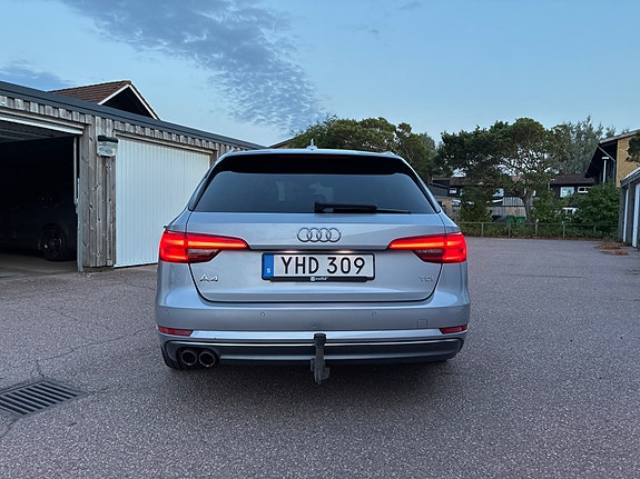 Audi A4 6 of 9