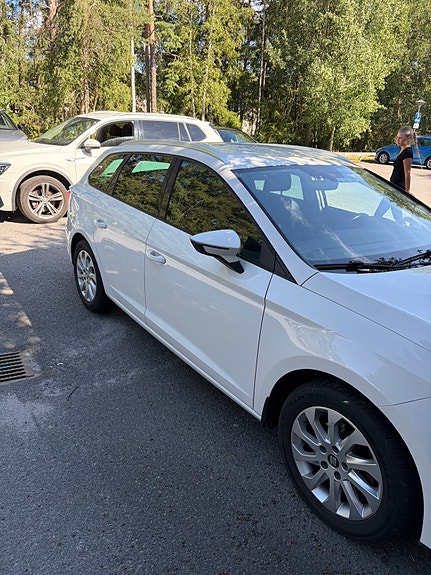 Seat Leon 10 of 15