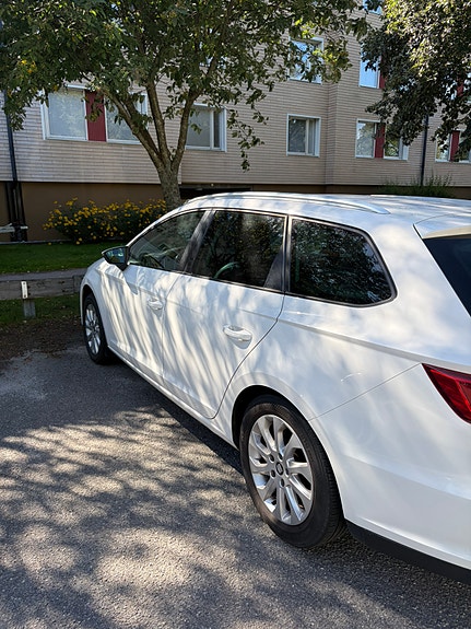 Seat Leon 4 of 15