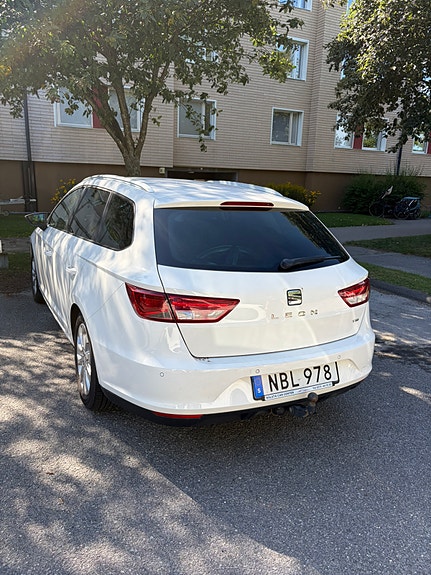 Seat Leon 8 of 15