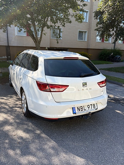 Seat Leon 7 of 15