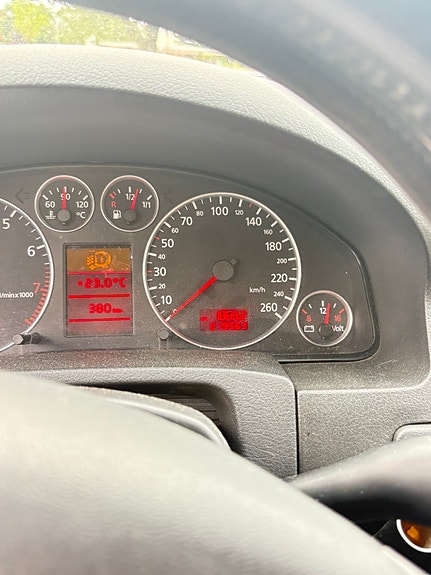 Audi A6 2 of 18