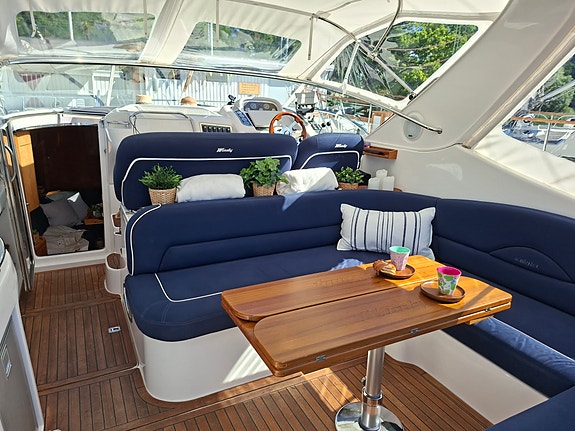 Windy 37 Grand Mistral DC 2004 5 of 28