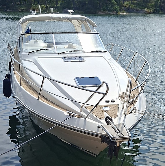 Windy 37 Grand Mistral DC 2004 10 of 28