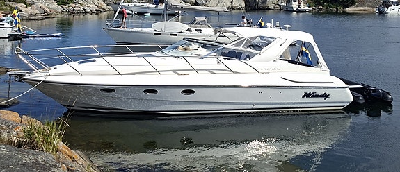 Windy 37 Grand Mistral DC 2004 15 of 28