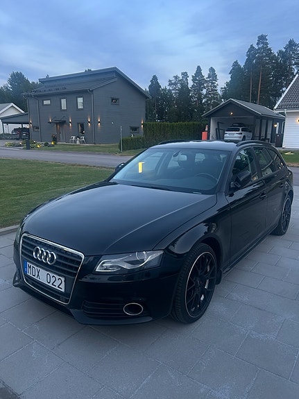 Audi A4 2 of 7