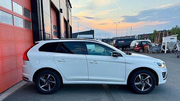 Volvo XC60 4 of 19