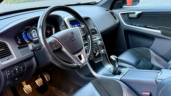 Volvo XC60 12 of 19