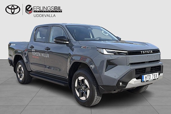 Toyota HiLux 12 of 19