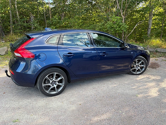 Volvo V40 5 of 11
