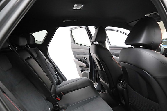 Hyundai Tucson 24 of 26