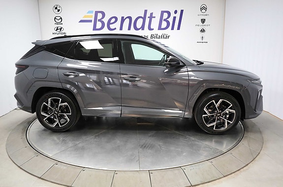 Hyundai Tucson 17 of 26