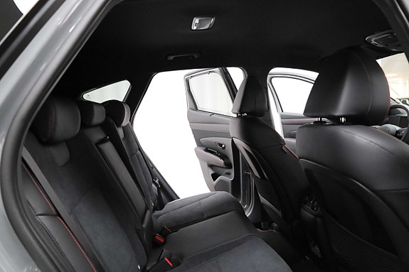 Hyundai Tucson 24 of 28