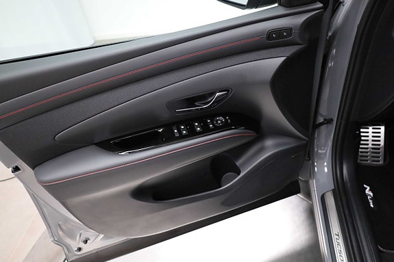 Hyundai Tucson 15 of 28