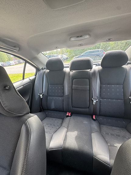 Volvo S60 7 of 7