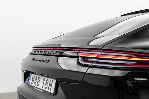 Porsche Panamera GTS 25 of 30