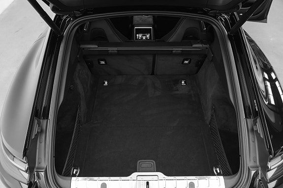 Porsche Panamera GTS 27 of 30