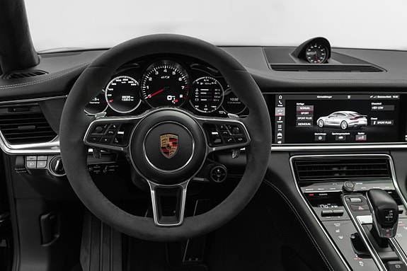 Porsche Panamera GTS 10 of 30